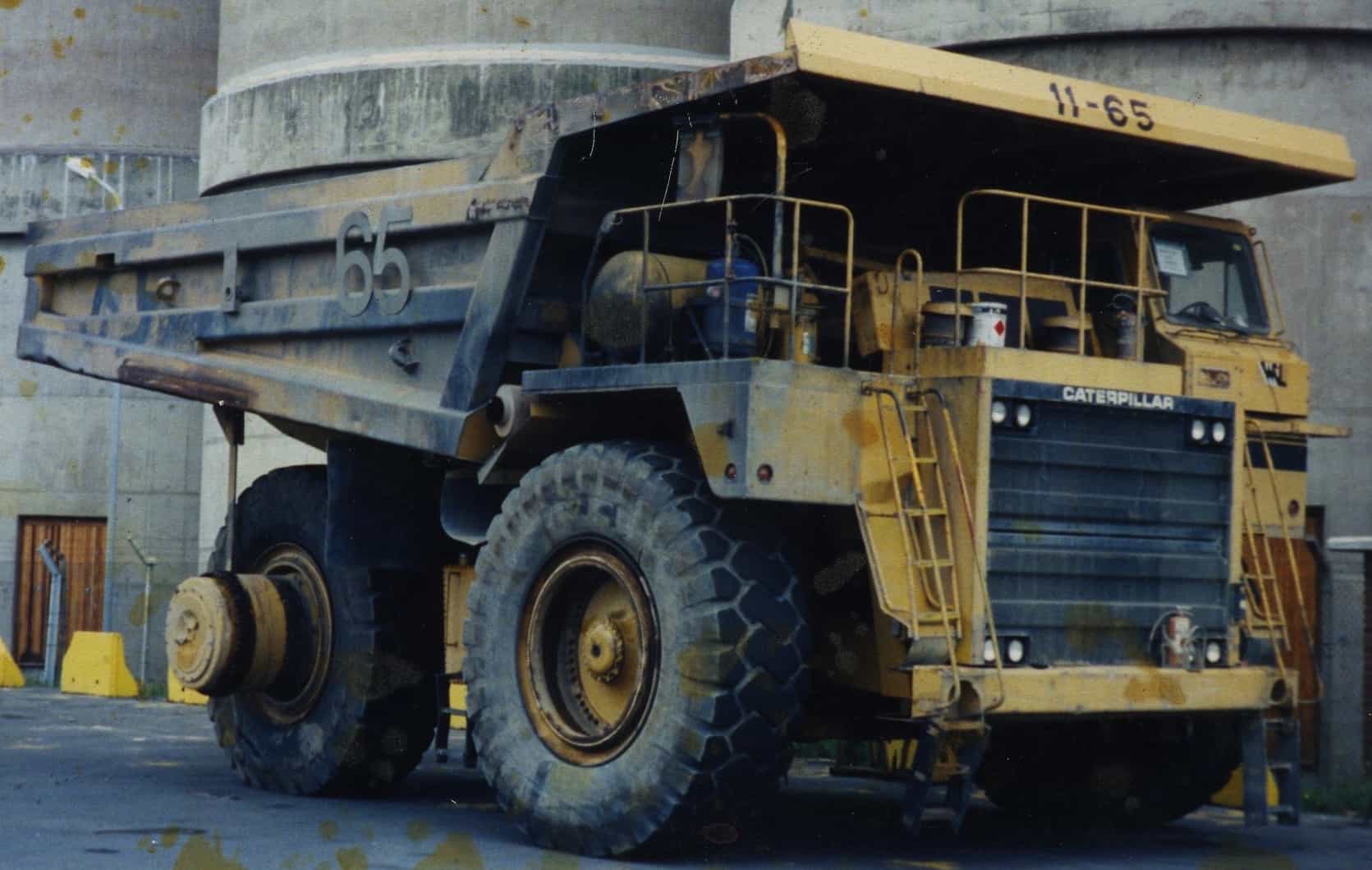 CAT 785